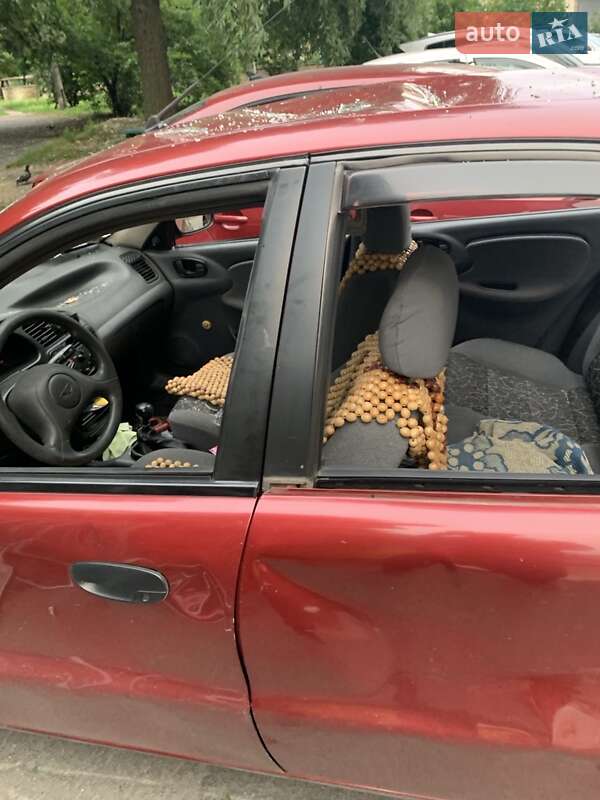 Седан Daewoo Lanos 2006 в Киеве