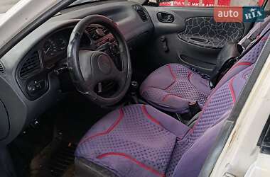 Седан Daewoo Lanos 2003 в Киеве