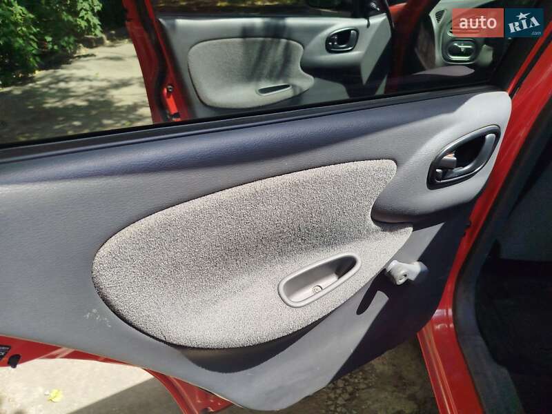 Седан Daewoo Lanos 2008 в Днепре