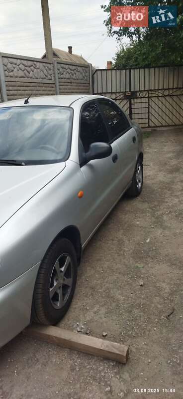 Седан Daewoo Lanos 2005 в Кривом Роге