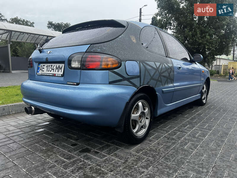 Хэтчбек Daewoo Lanos 2003 в Днепре