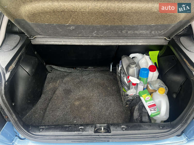 Хэтчбек Daewoo Lanos 2003 в Днепре