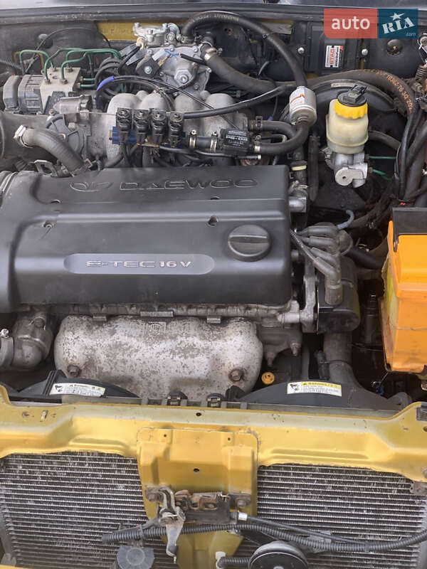 Седан Daewoo Lanos 2002 в Днепре