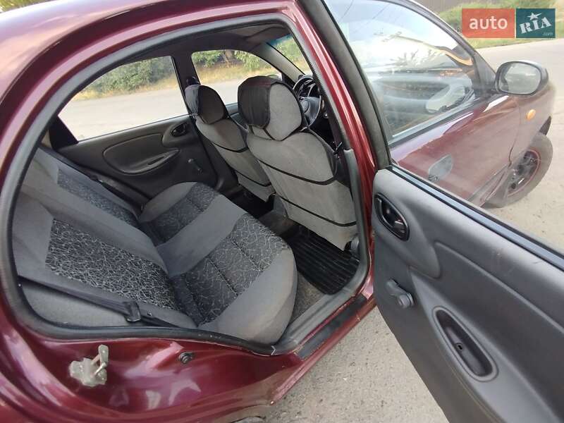 Седан Daewoo Lanos 2009 в Первомайске