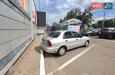 Седан Daewoo Lanos 2010 в 