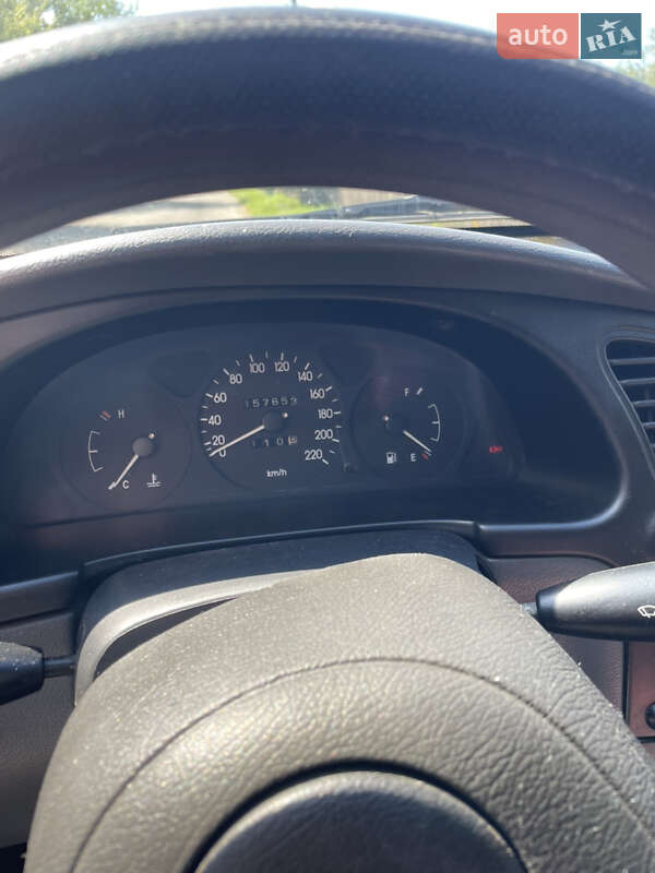 Седан Daewoo Lanos 2006 в Иванкове