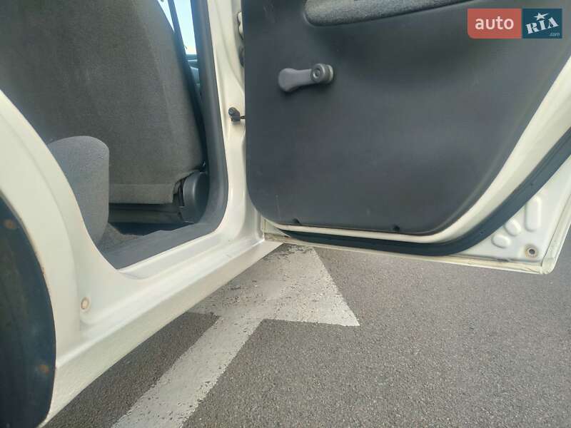 Седан Daewoo Lanos 2008 в Вишневом