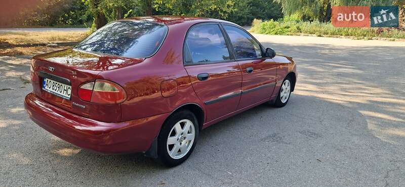 Седан Daewoo Lanos 2007 в Жовтих Водах