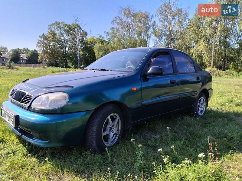 Седан Daewoo Lanos 2004 в Харкові