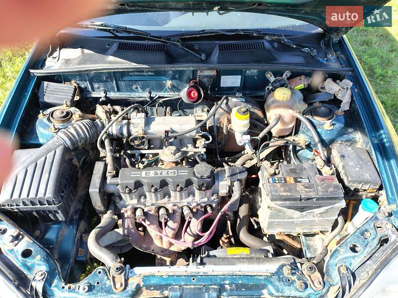 Седан Daewoo Lanos 2004 в Харкові