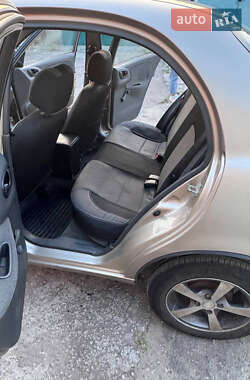 Седан Daewoo Lanos 2008 в 