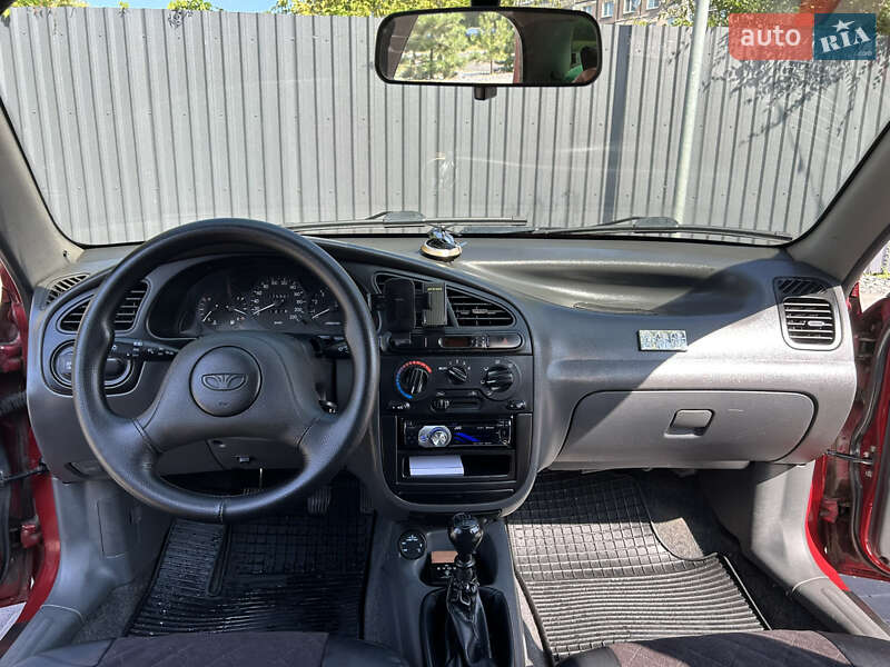 Седан Daewoo Lanos 2004 в Славянске