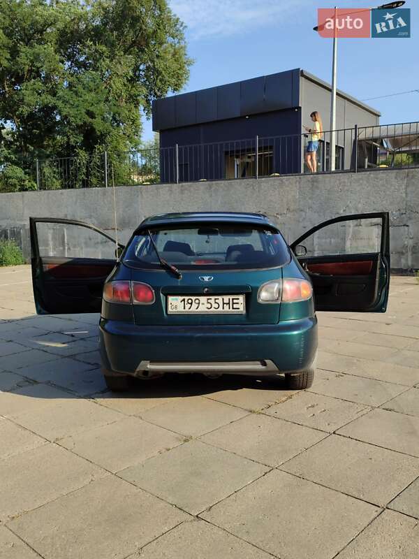 Хетчбек Daewoo Lanos 2001 в Запоріжжі