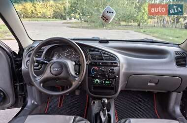 Седан Daewoo Lanos 2011 в 