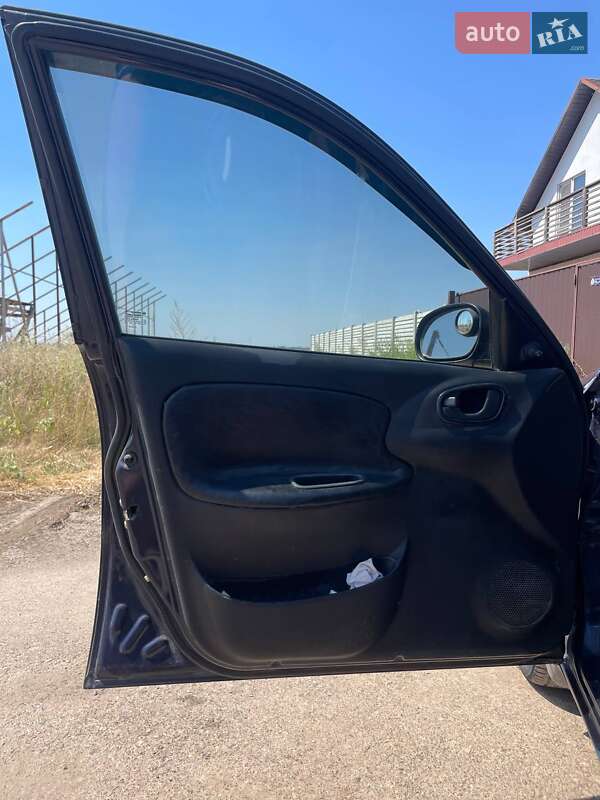 Хэтчбек Daewoo Lanos 2004 в Одессе