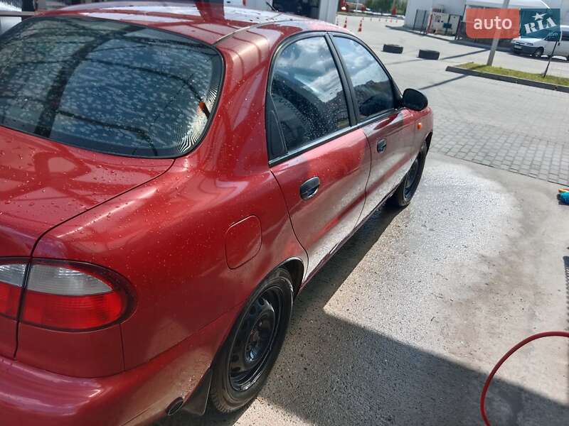Седан Daewoo Lanos 2008 в Вишневом