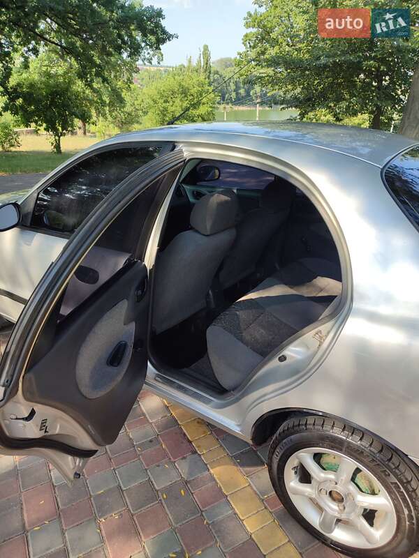 Седан Daewoo Lanos 2005 в Кропивницком