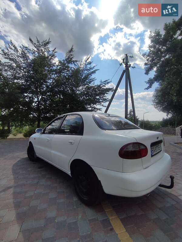Седан Daewoo Lanos 2005 в Кропивницком