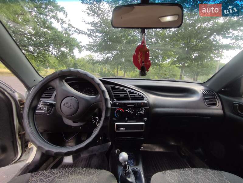 Седан Daewoo Lanos 2005 в Кропивницком