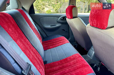 Хэтчбек Daewoo Lanos 2004 в 
