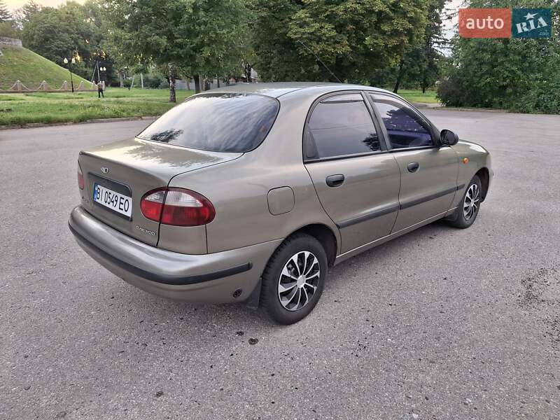 Седан Daewoo Lanos 2003 в Полтаве