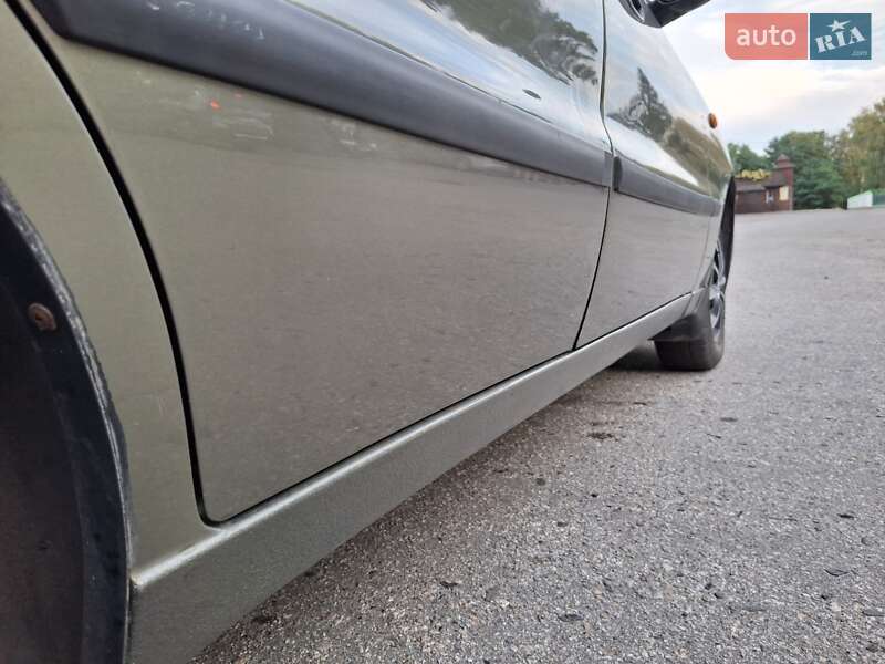 Седан Daewoo Lanos 2003 в Полтаве