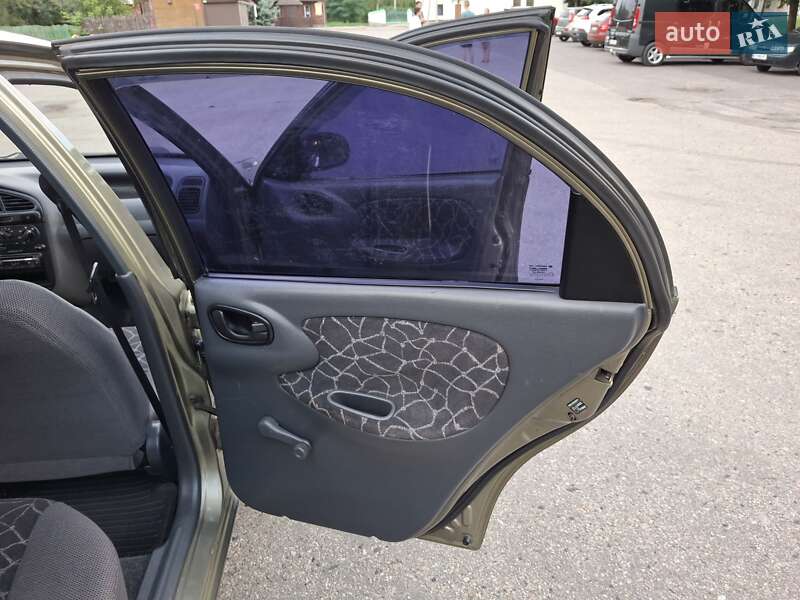 Седан Daewoo Lanos 2003 в Полтаве