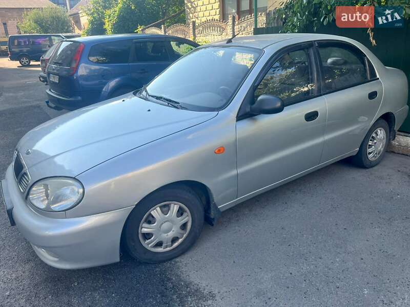Седан Daewoo Lanos 2006 в Ровно