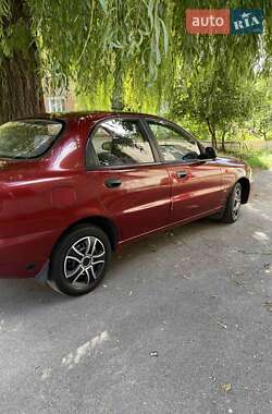 Седан Daewoo Lanos 2005 в 