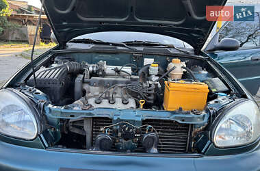 Седан Daewoo Lanos 2001 в 