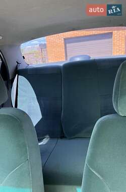 Седан Daewoo Lanos 2002 в 