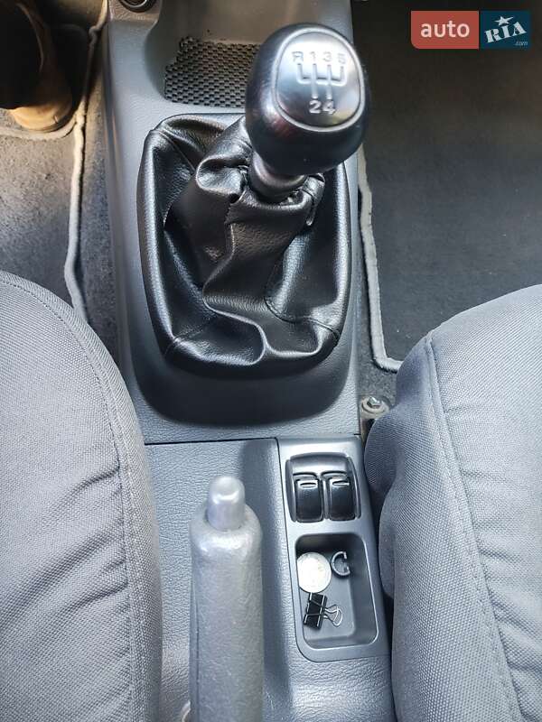 Седан Daewoo Lanos 2003 в Одессе