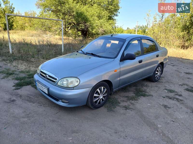 Daewoo Lanos 2012