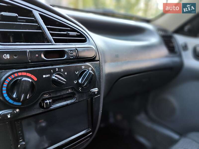 Седан Daewoo Lanos 2007 в Киеве