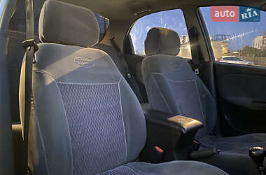 Седан Daewoo Lanos 2005 в 