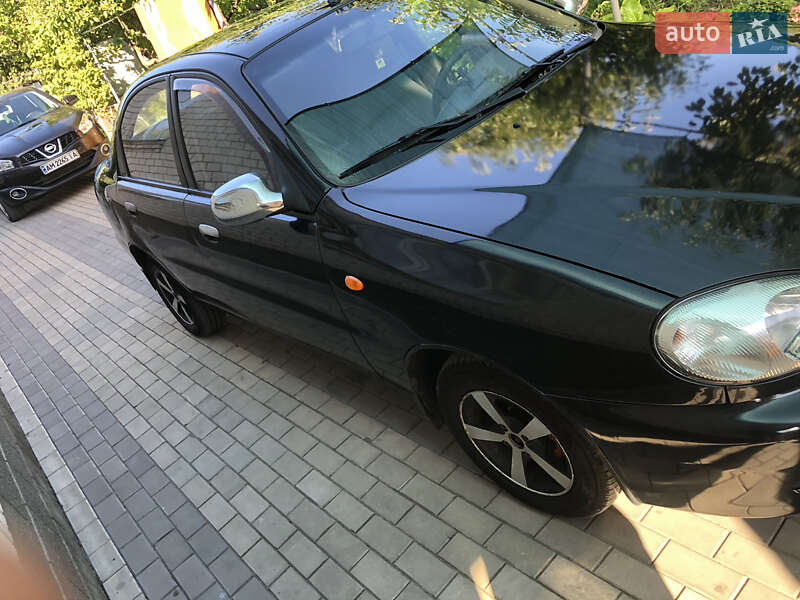 Седан Daewoo Lanos 2008 в Казатине