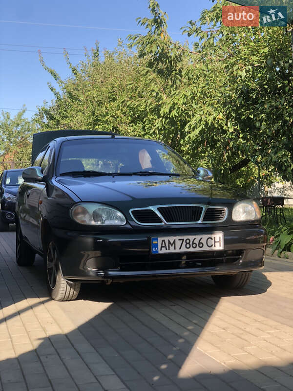 Седан Daewoo Lanos 2008 в Казатине