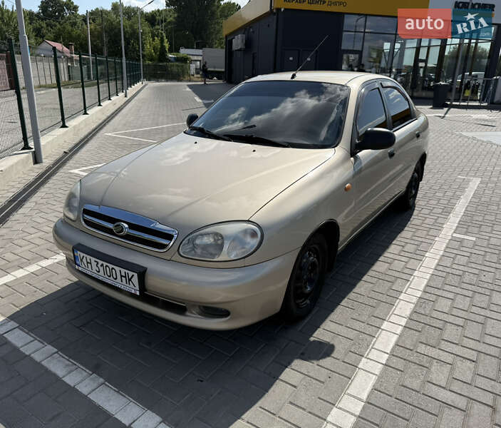 Седан Daewoo Lanos 2011 в Дніпрі