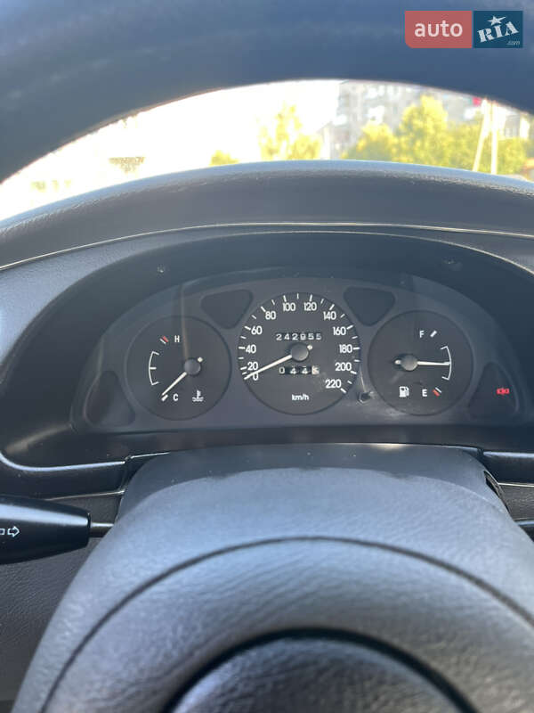 Седан Daewoo Lanos 2005 в Коростене