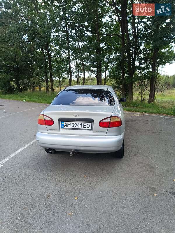 Седан Daewoo Lanos 2003 в Житомире
