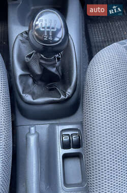 Седан Daewoo Lanos 2004 в 