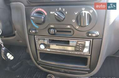 Седан Daewoo Lanos 2003 в Мукачево