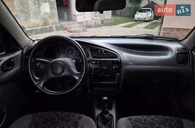 Седан Daewoo Lanos 2002 в 