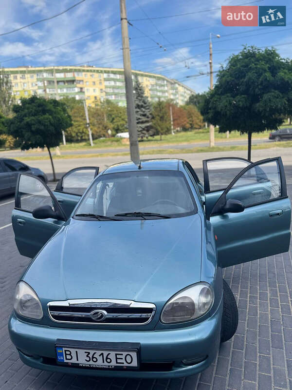 Седан Daewoo Lanos 2011 в Полтаве