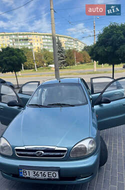 Седан Daewoo Lanos 2011 в 