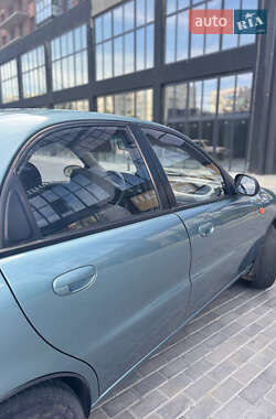 Седан Daewoo Lanos 2011 в 