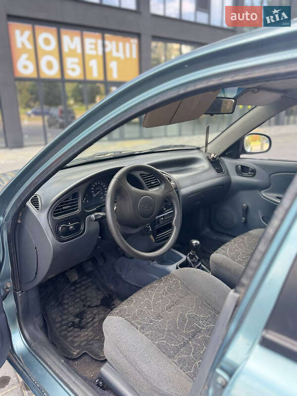 Седан Daewoo Lanos 2011 в Полтаве