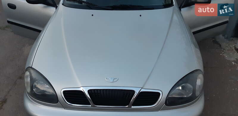 Седан Daewoo Lanos 2003 в Черкассах