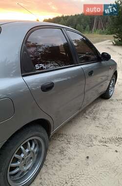 Седан Daewoo Lanos 2008 в 