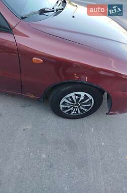 Седан Daewoo Lanos 2002 в 